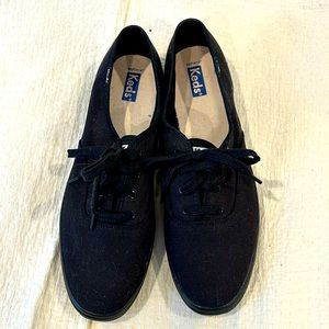 Keds Solid Black Sneaker